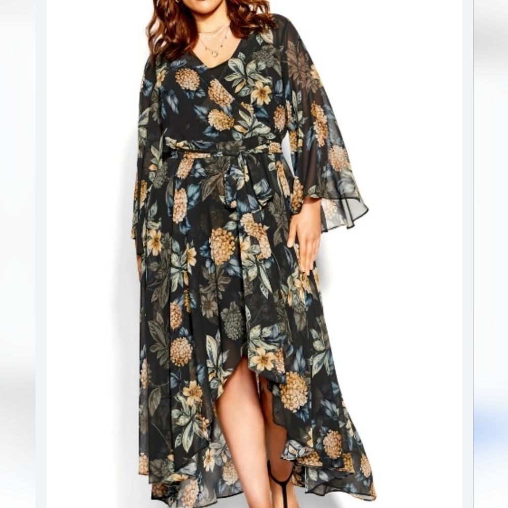 NWT City Chic Golden Hydrangea Print Wrap Maxi Dress Size 14 Flowy Resortwear